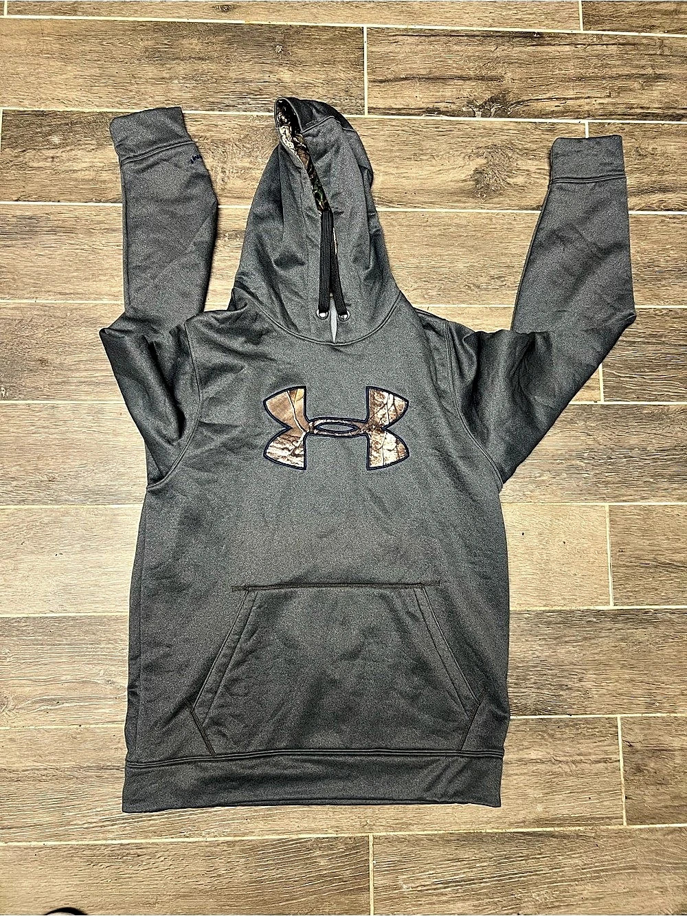 Under Armour Fleece Big Logo Hoodie with Camo Accents Gray Medium M